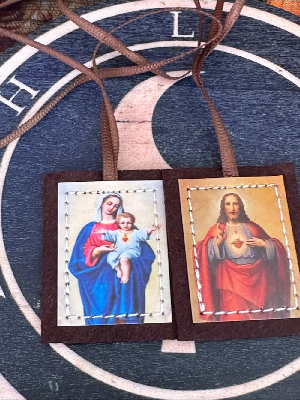 Set of 2 traditional religious scapulars